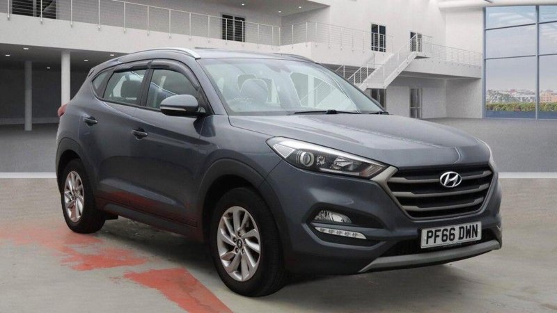 HYUNDAI TUCSON 1.7 CRDi Blue Drive SE Nav Euro 6 (s/s) 5dr (2017/66)
