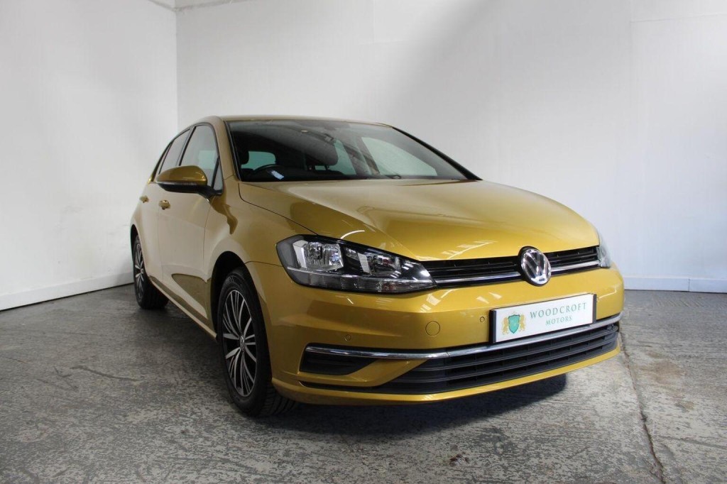 2017 Volkswagen GOLF
