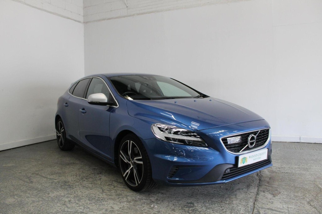 2018 Volvo V40